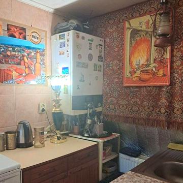 Продаж 3к.квартири.Центр.Торг-екон.унив-т.АГВ.Окр.вхід.Під офіс/житло