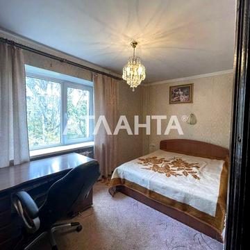 2ком квартиру на Черемушках ул.Ген. Петрова напротив парка Горького.