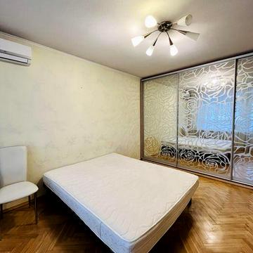 Оренда 1кв. 10 хвилин пішки м. Лівобережна, вулиця Шептицького буд.7