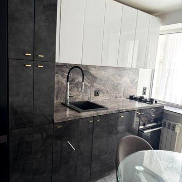 Продаж 4-кім. Род.Крушельницьких (10-15хв. пішки до цетнтру пішки)