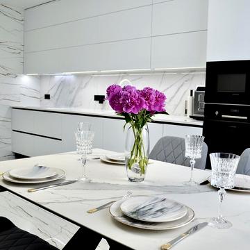 Європейського Союзу просп. (Правди), 51