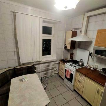 Продам 2-комн. квартиру, 10 мкр / Левый Берег ЖК 10й микрорайон