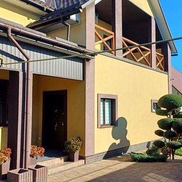 Продаж будинку у місті!