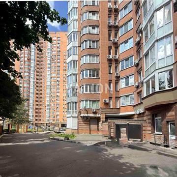 Осіння вул., 33