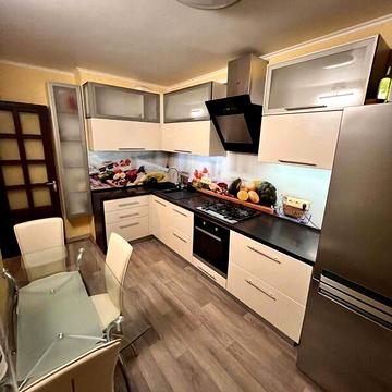 Довгострокова оренда 2к Квартира Героїв Дніпра вулиця