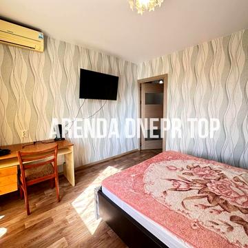 Героїв просп., 35
