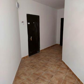 Центральна, 2а