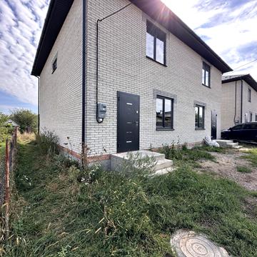 Сергія Параджанова вул.