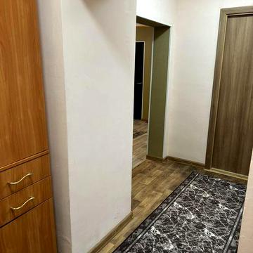 Сдаю классную 3х комнатную квартиру в Центре.