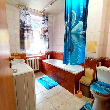 Продам 3 комнатную квартиру.Центр