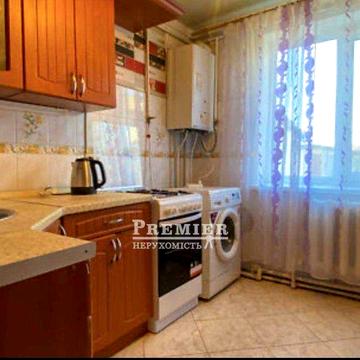 У продажу 3 кімн. квартира в с. Великий Дальник.