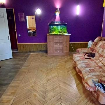 Новодарницька вул., 30
