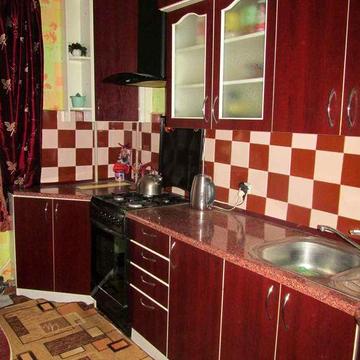 3 к. кв-ра з інд. газопаленням і меблями  пр. Будівельників біля ДАІ