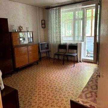 Продам 1 квартиру улучшенной планировки на Холодной Горе