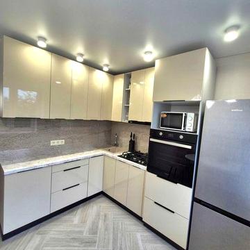 √ 2 кімнатна МРІЯ біля Покровського собору