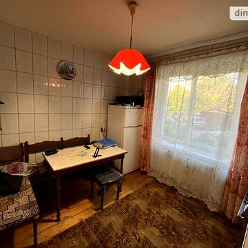 Продаж 3к Квартира Героїв Крут (Героїв Сталінграду) бульвар