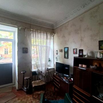 Тараса Кузьміна вул., 21