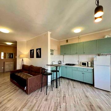 2-кімнатна квартира біля бювету, паркінг, Роксолани 16.  Є відео. ЖК “Галицький двір”