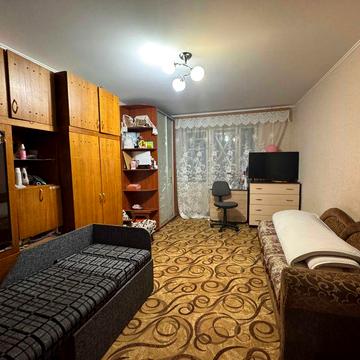 1 кімнатна по вул. Захисників України, площа 32 кв.м