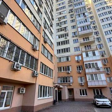 Продам большую 2 комнатную квартиру ЖК Вернисаж (Таирова) 3-228-242 ЖК «Вернисаж»