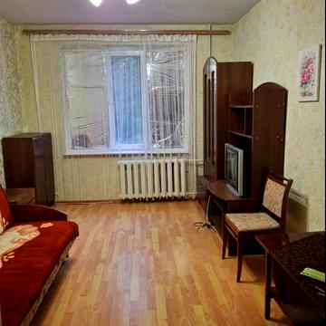 Довженка вул., 14/1