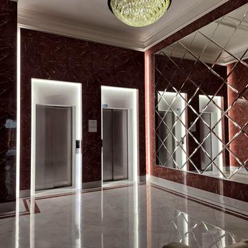 Університетська вул., 3/8