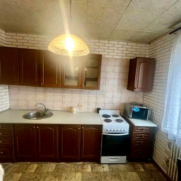 Сдам 2х комнатную квартиру на Основе