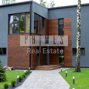 Набережна вул.