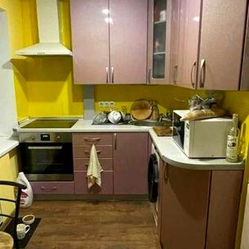 Продам 1к квартиру в центрі з ремонтом в цеглі