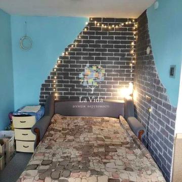 Продам 1-кім квартиру, ліфт, метро Берестейська, пров. Чугуївський 13а