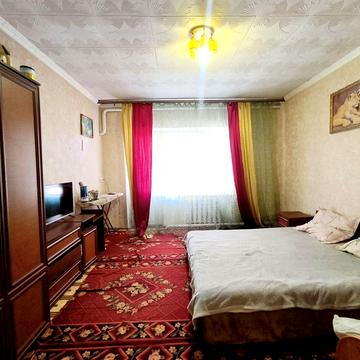 Новоселів вул., 1