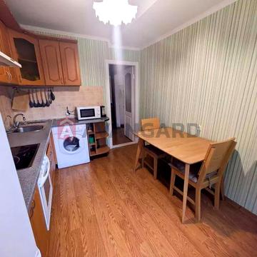 Продається Простора 2х кімн квартира другий поверх ЖМ Перемога 3