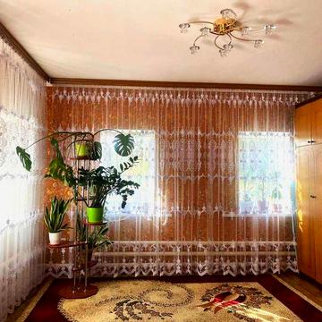 Будинок у с. Титівка, Ніжинський район. Ніжин