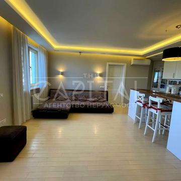 Козацька вул., 114