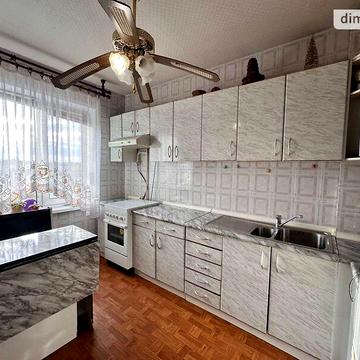 Продаж 2к Квартира Січневого Прориву вулиця