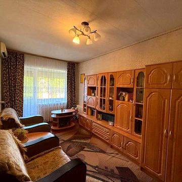 Продам 2 ком.квартиру ул. В.Симоненка ж/м Приднепровск