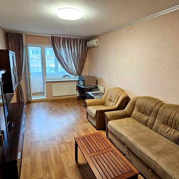 3-кімнатна з ремонтом, меблями та автономним опалення, Східний-1