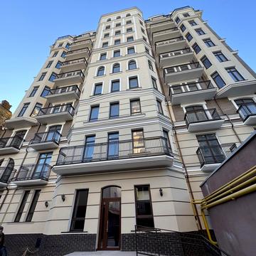 Трикімнатна квартира, зданий будинок, преміум сегмент, АГВ, Центр