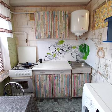 Верховної Ради бульв., 3