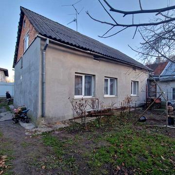 Продаж будинку на Дивізійній