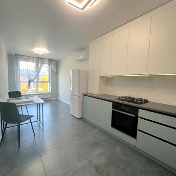 Карла Мікльоша вул., 3