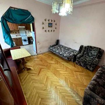 Сдам 3к квартиру на пл. Кирпичная 6 (Центр)