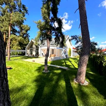 Отамана Орлика вул.