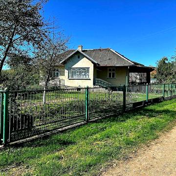 Продається житловий будинок