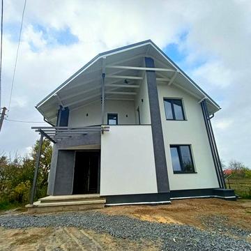 Продаж будинку 230 кв.м на ділянці 7,5 с