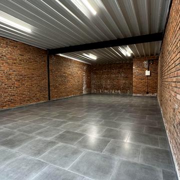 Рівненська вул., 25