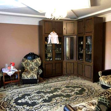 Продається двоповерховий будинок