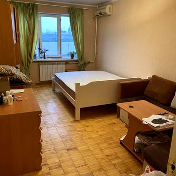 Оболонский просп., 9