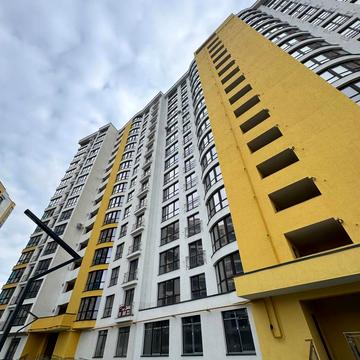 Володимира Івасюка вул., 82