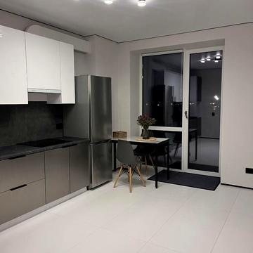 Коко Шанель вул., 1